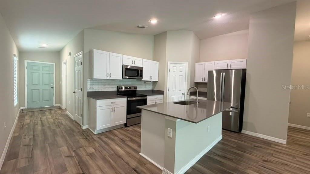 4904 Mainsail St - Photo 5 of 29