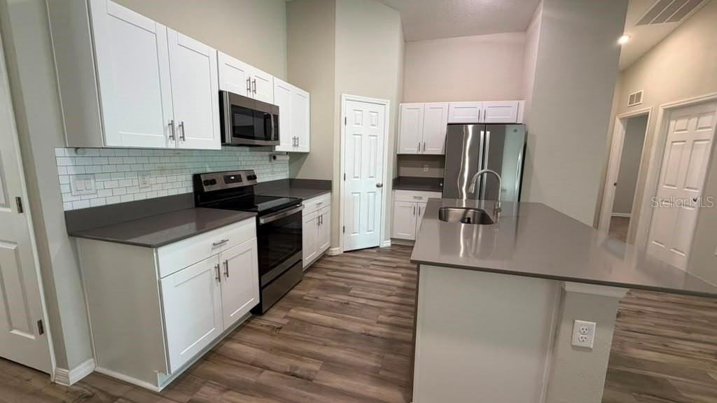 4904 Mainsail St - Photo 6 of 29