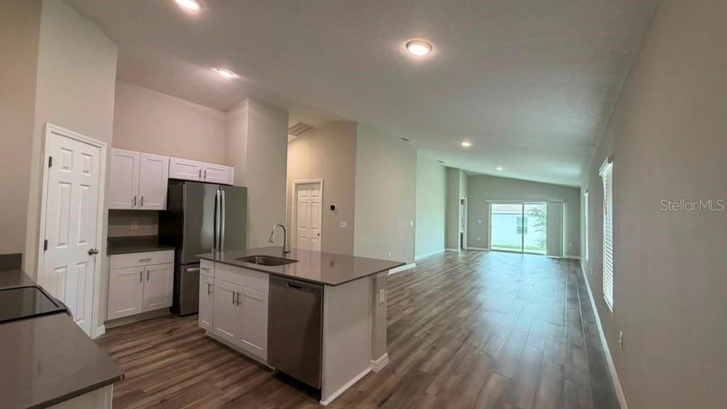 4904 Mainsail St - Photo 7 of 29