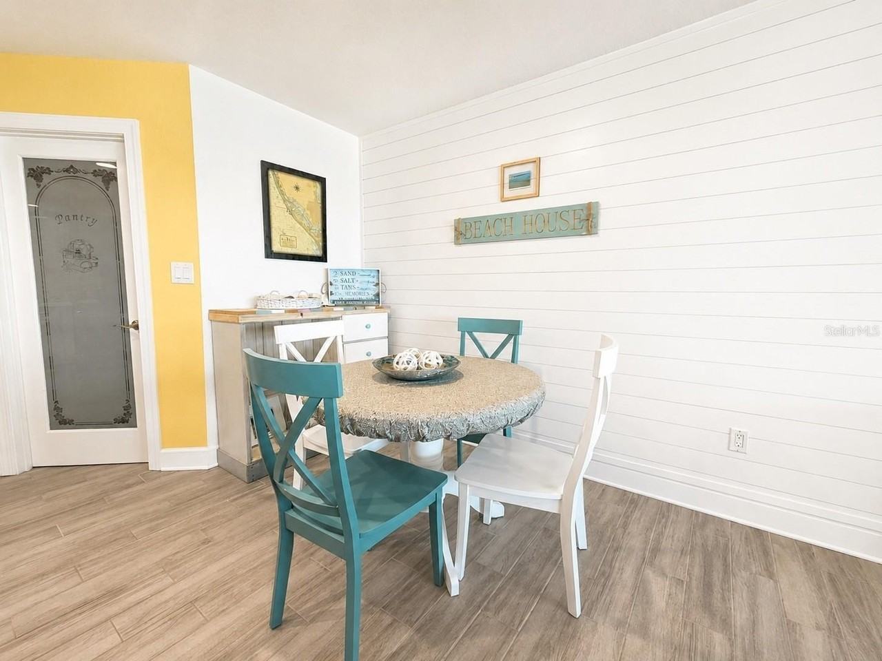 17400 Gulf Blvd #B5 - Photo 6 of 25