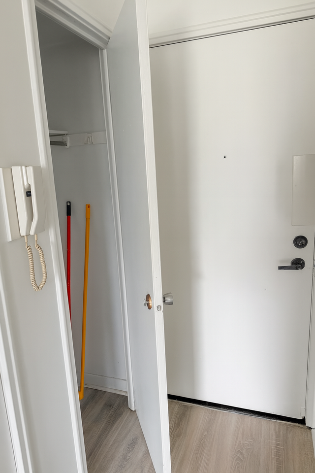 3475 Rue Petitclerc #13 - Photo 5 of 12