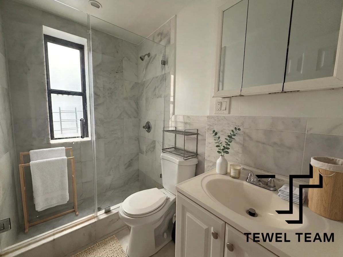 1632 Madison Avenue #3G - Photo 5 of 23