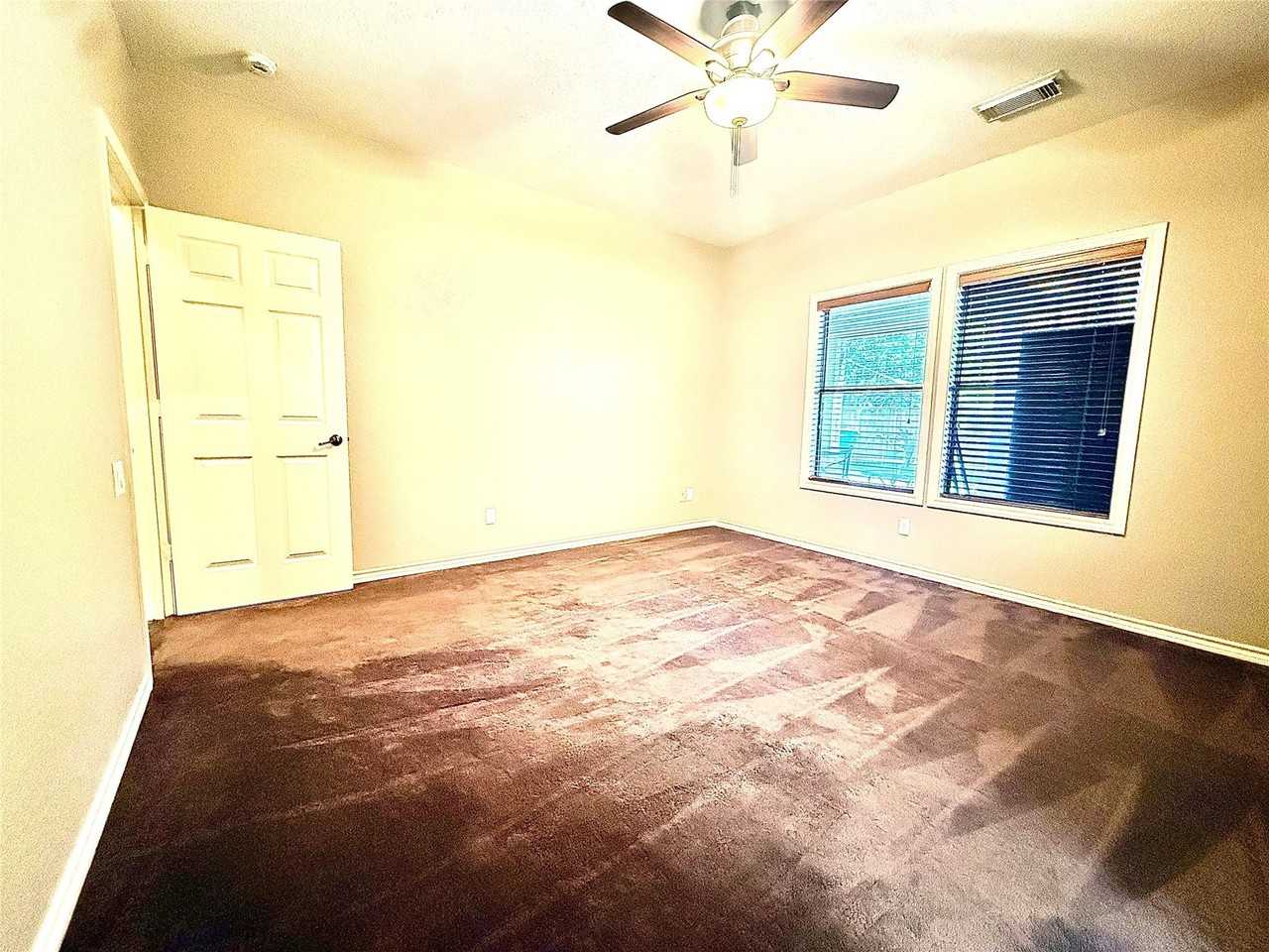 3040 Bayshore Dr #3 - Photo 5 of 15