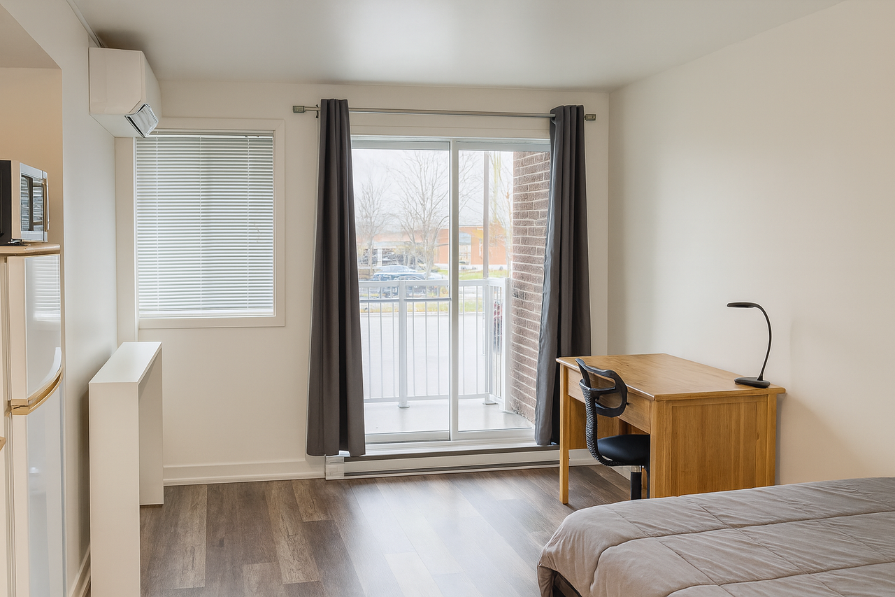 3475 Rue Petitclerc #13 - Photo 4 of 12