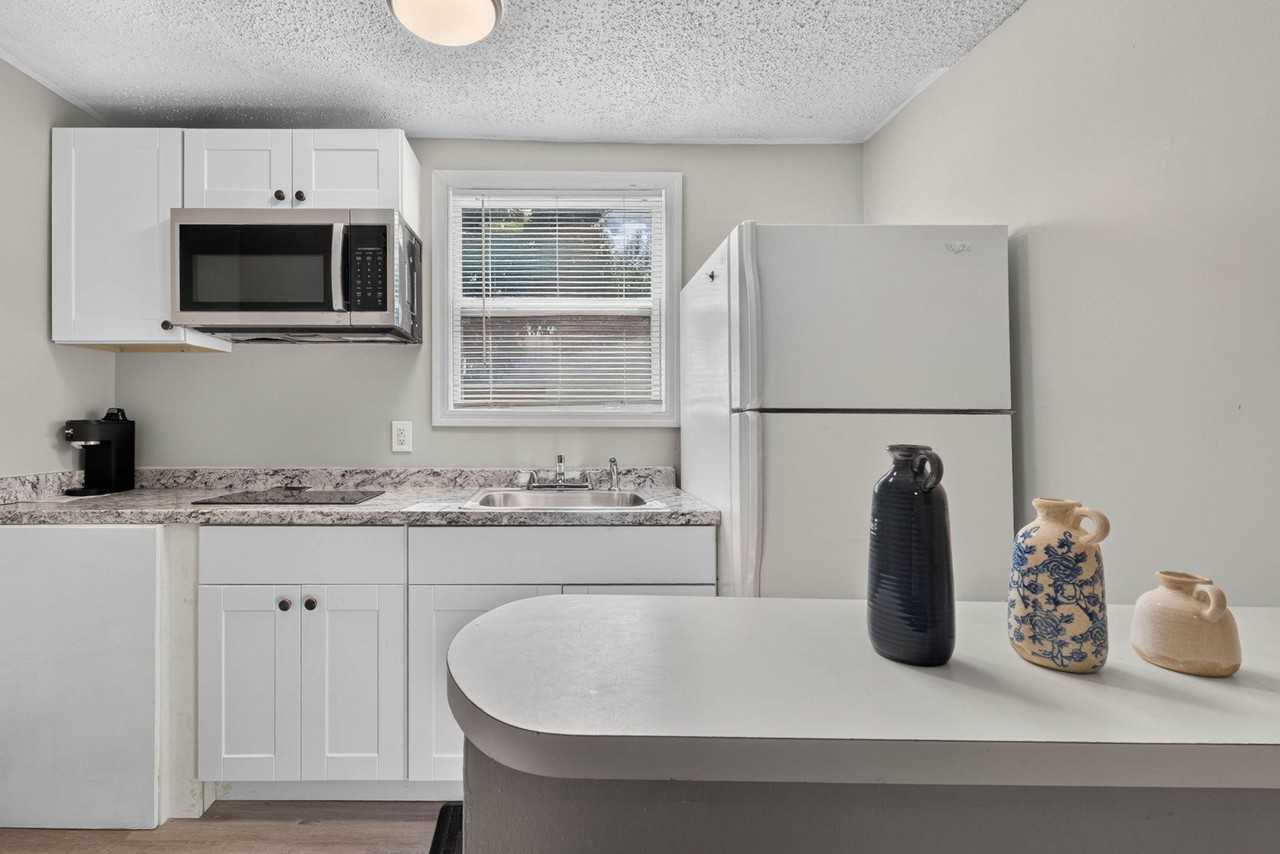 W Farwell Dr - Photo 3 of 12
