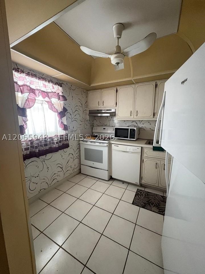 3091 Nw 46th Ave #407C - Photo 7 of 20