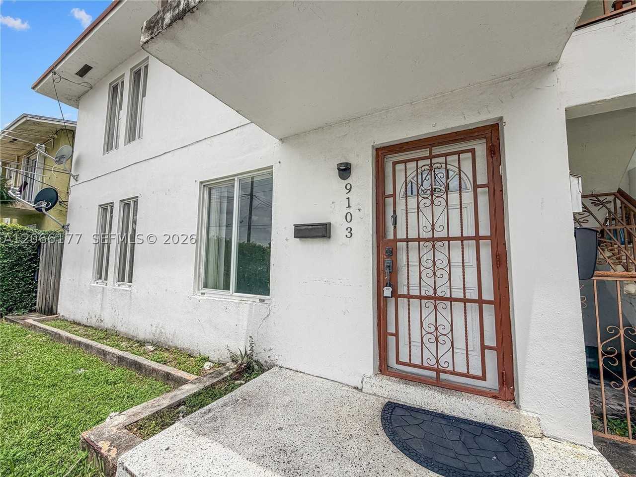 9103 Sw 38th St #A - Photo 3 of 26