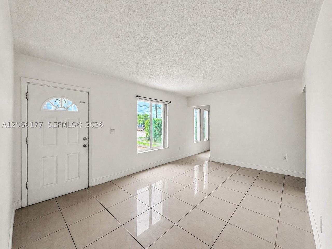 9103 Sw 38th St #A - Photo 4 of 26