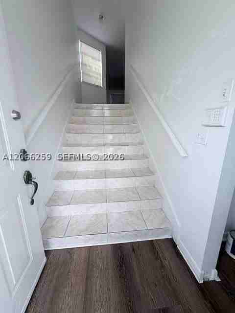 2224 Se 27th Dr #201C - Photo 5 of 12