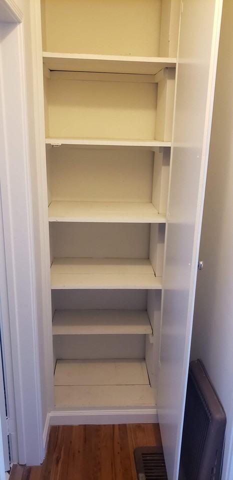 1724 North Hollywood Way #B - Photo 5 of 7