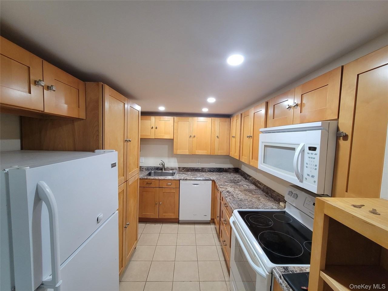 44 Main St #3 - Photo 3 of 19