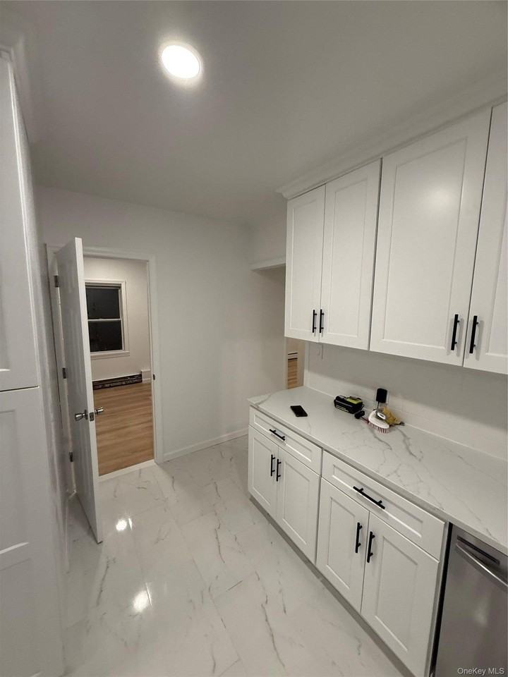 23 Mansion Ave #2 - Photo 4 of 15