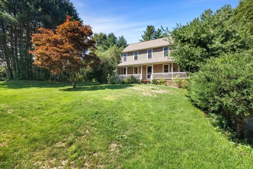 57 Harvest Wood Dr - Photo 2 of 32