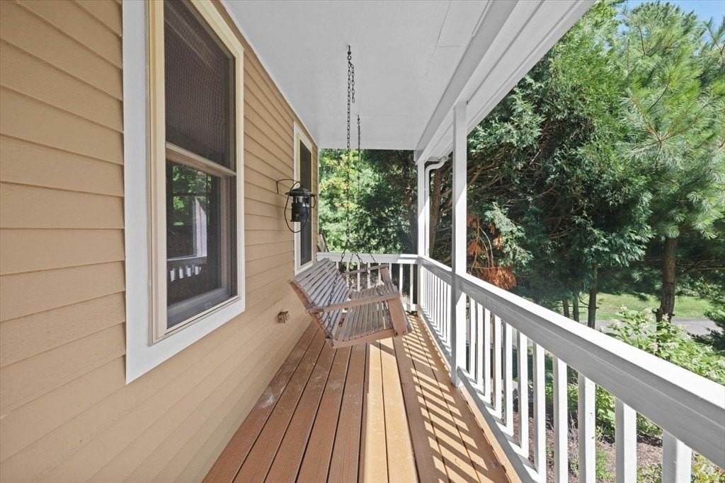 57 Harvest Wood Dr - Photo 4 of 32