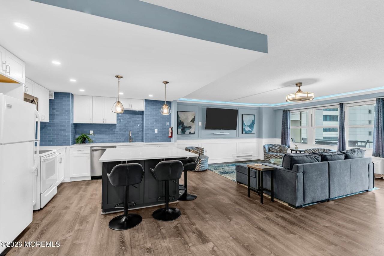 480 Ocean Blvd N #3F - Photo 2 of 37