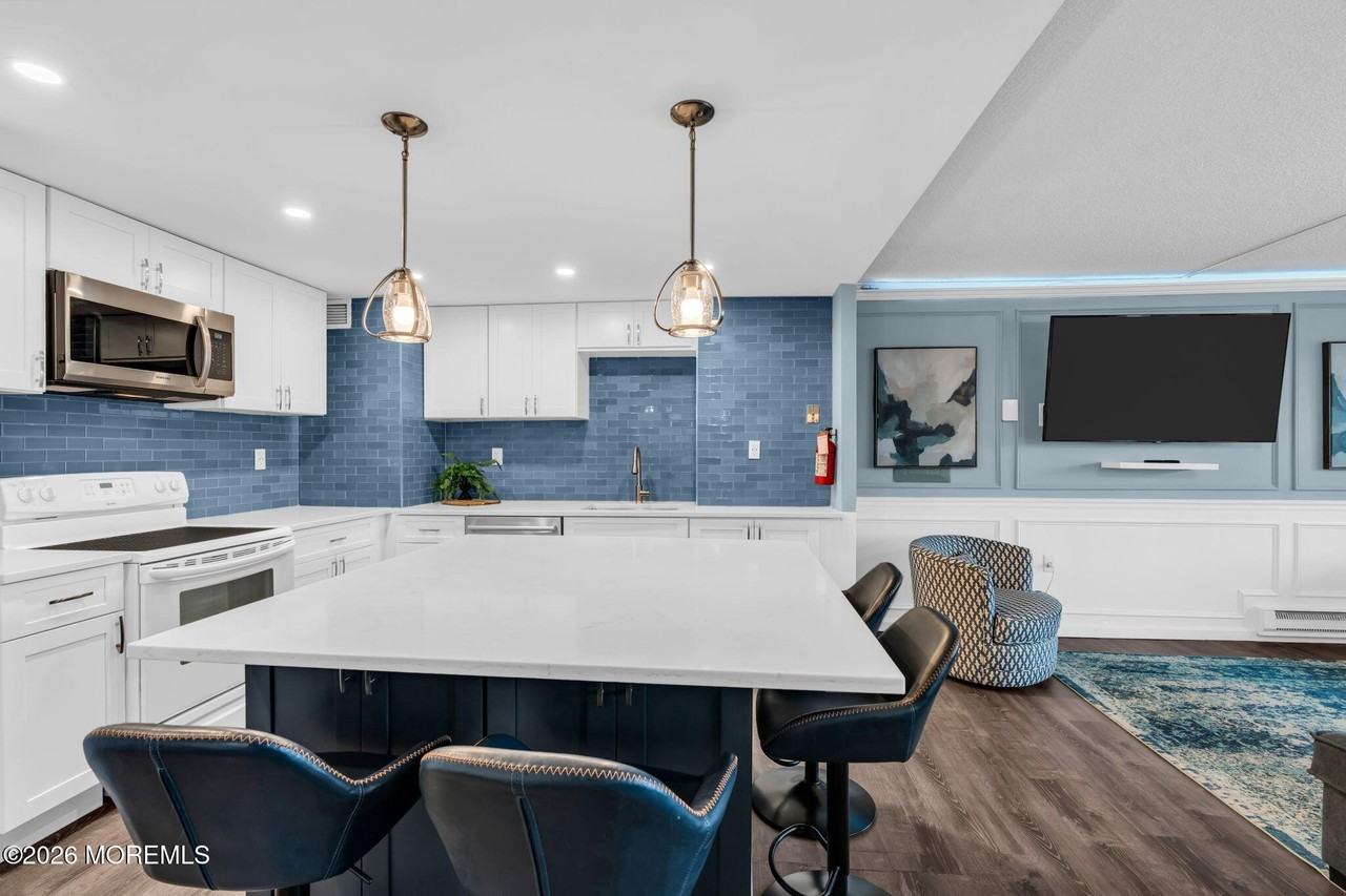 480 Ocean Blvd N #3F - Photo 4 of 37