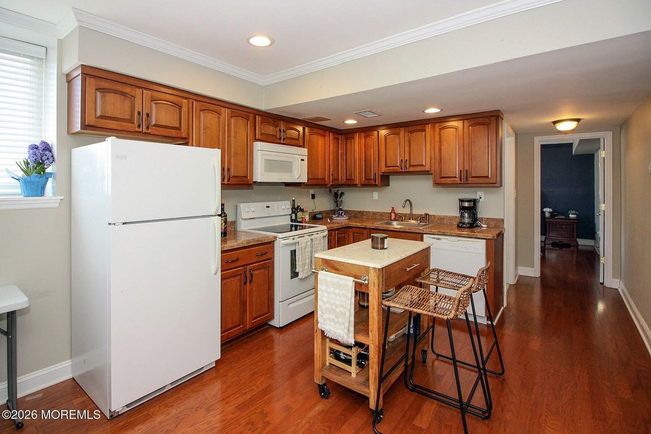 15 Garfield Ave #102 - Photo 2 of 19