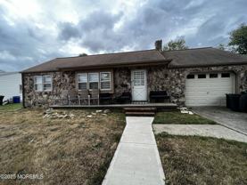 1000 Woodgate Ave - Photo 1 of 1