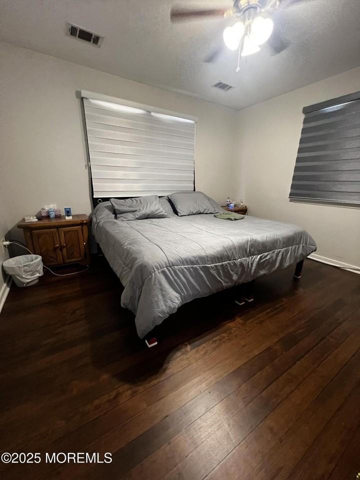 1000 Woodgate Ave - Photo 7 of 13
