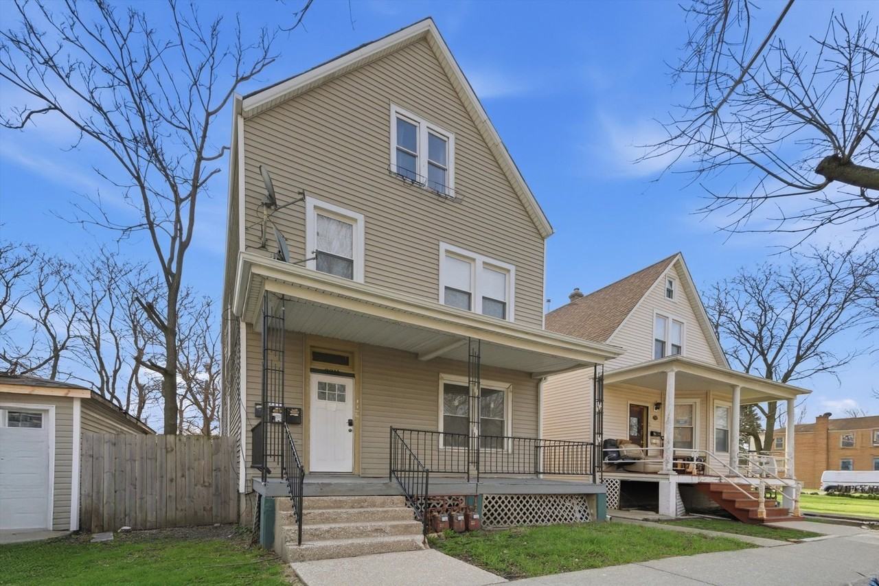 3311 N Kostner Ave #1 - Photo 2 of 17