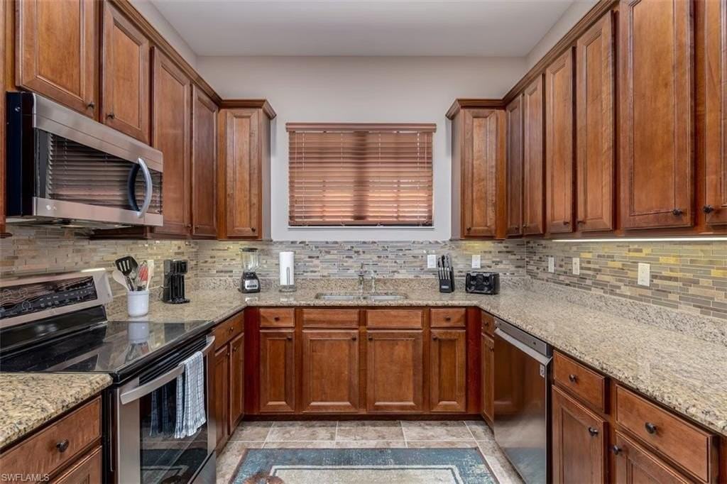 1325 Oceania Dr N #6 - Photo 6 of 20