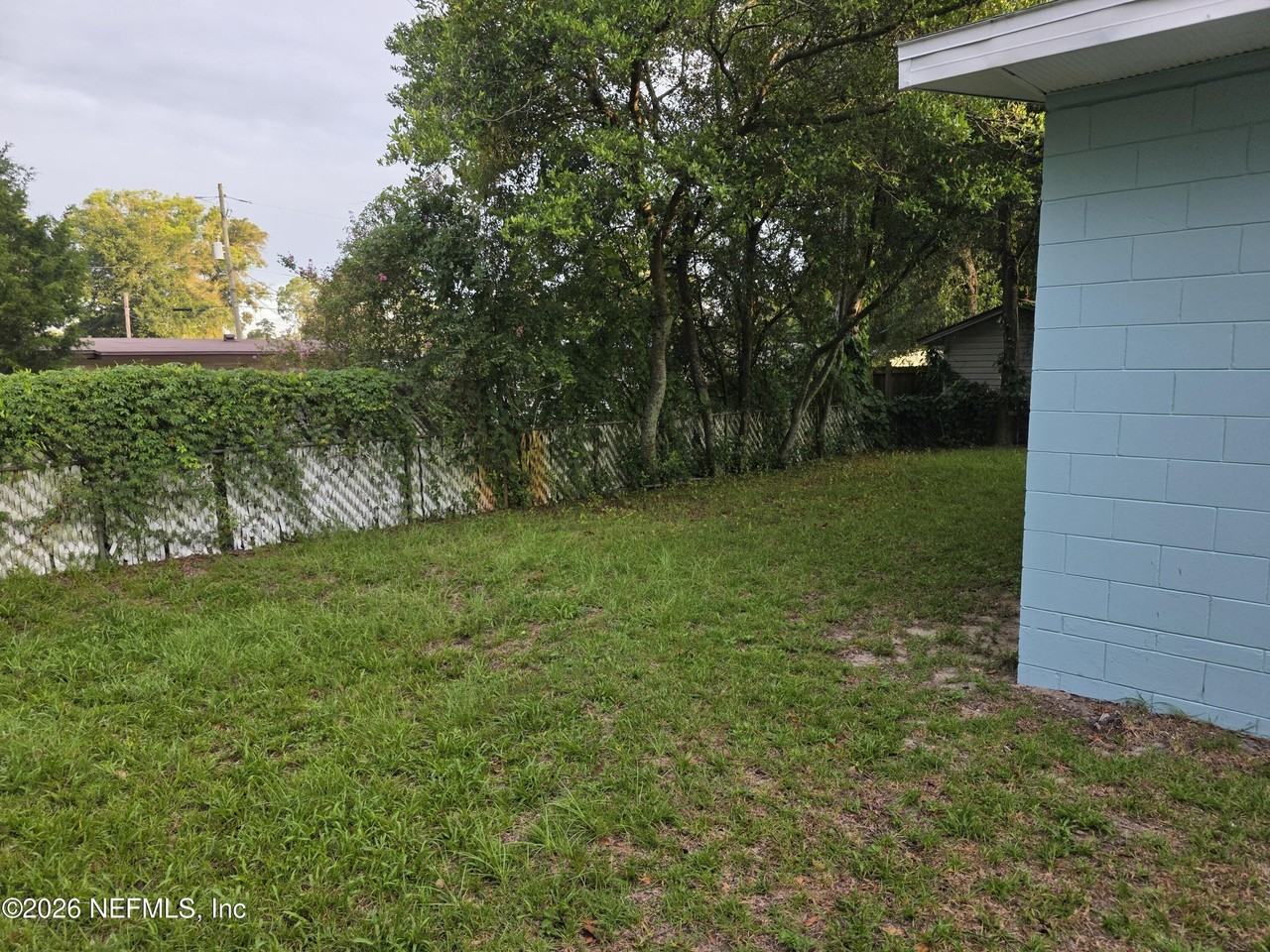 11428 Harlan Dr - Photo 4 of 18