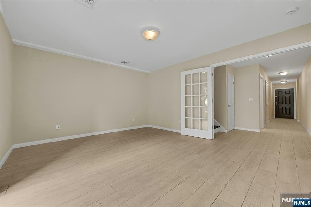 244 James St - Photo 2 of 24