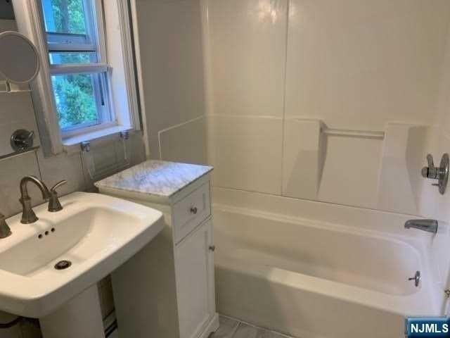 10 Lenox Ave #2ndFL - Photo 6 of 16