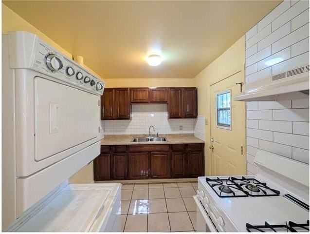 200 Pacific Ave #A - Photo 4 of 6