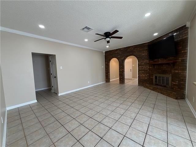 7820 Windward Ct - Photo 3 of 14