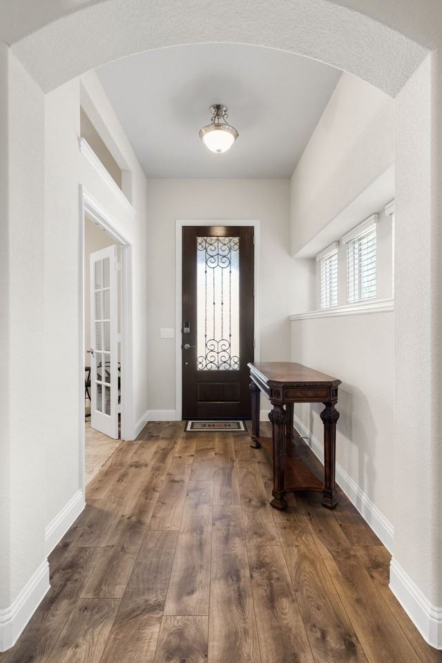 2761 Lisa Maria St - Photo 7 of 33