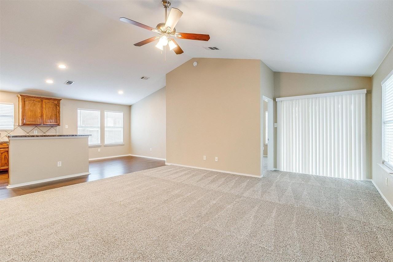 1205 Kielder Cir - Photo 5 of 25