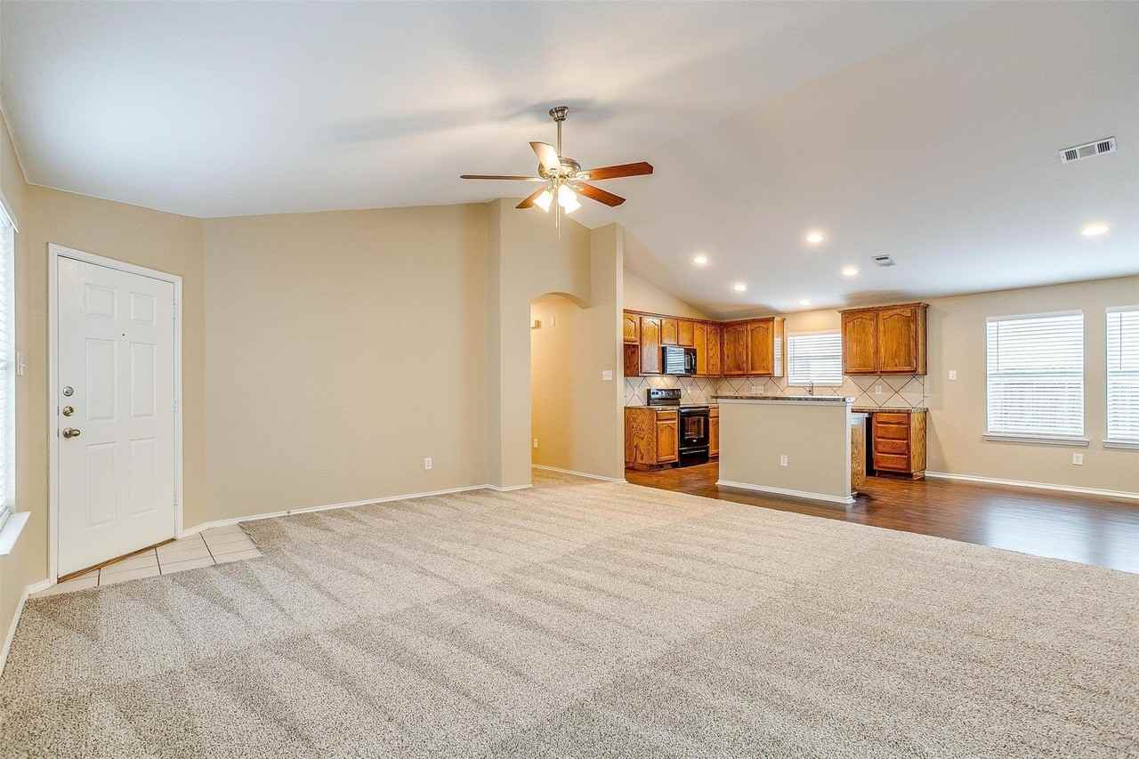 1205 Kielder Cir - Photo 6 of 25