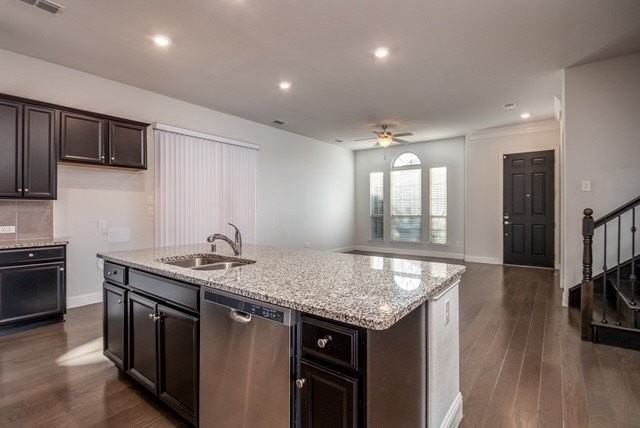 1029 Zachary Way - Photo 7 of 30