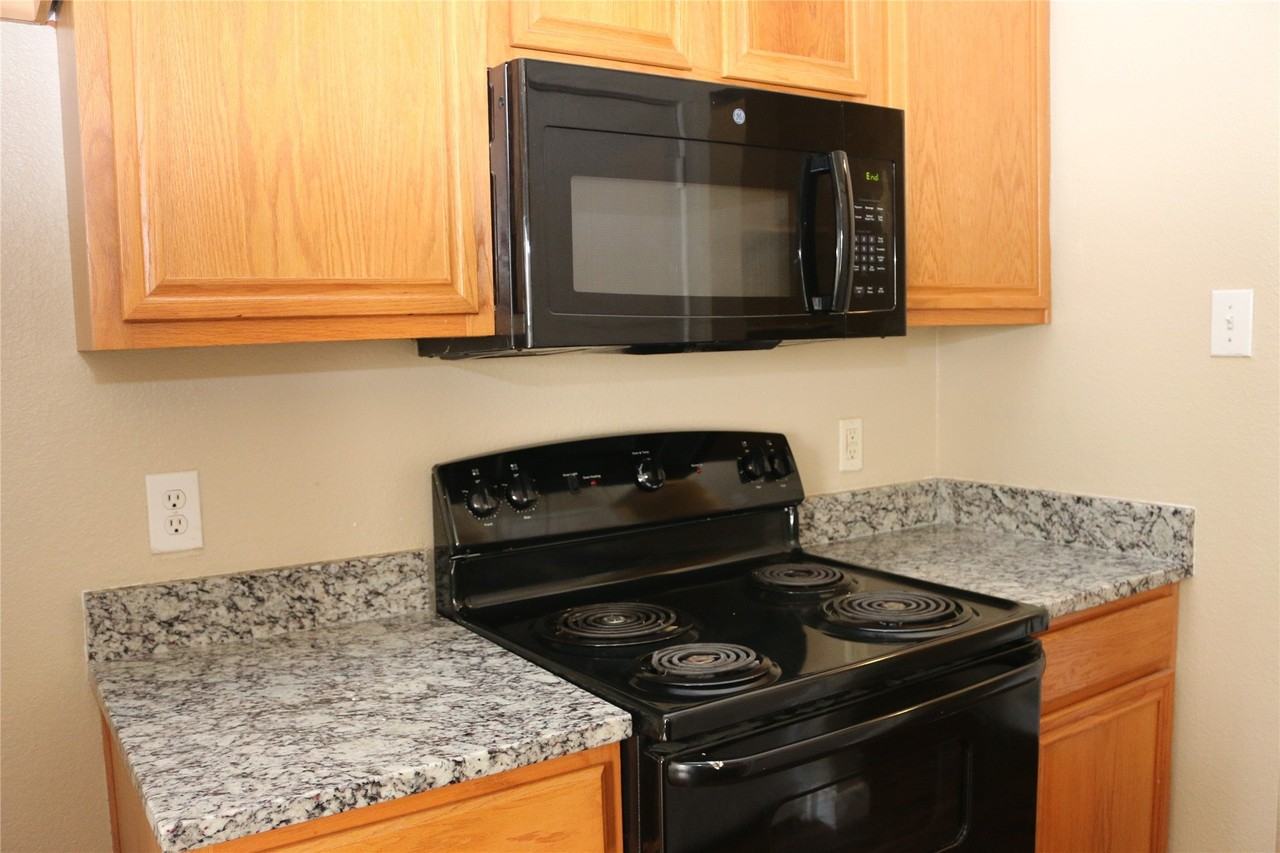 4808 Brookridge Ave - Photo 5 of 25
