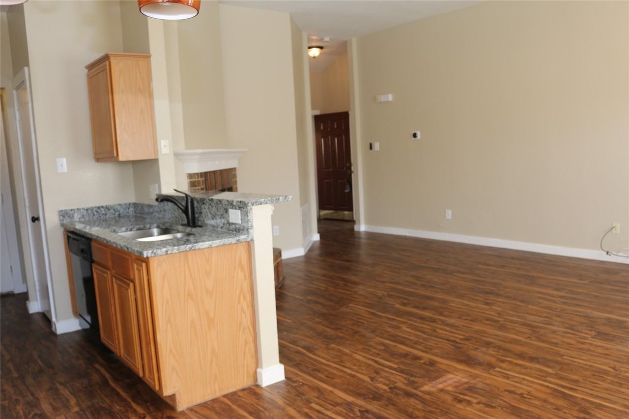 4808 Brookridge Ave - Photo 7 of 25