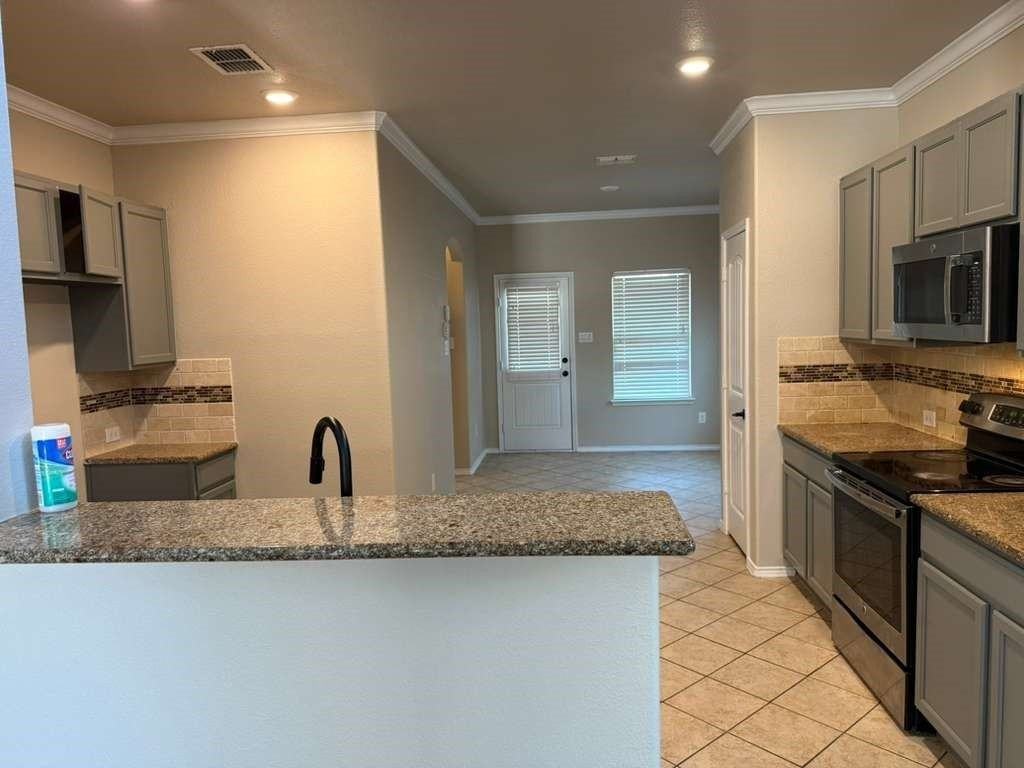 608 Pawnee St - Photo 6 of 17