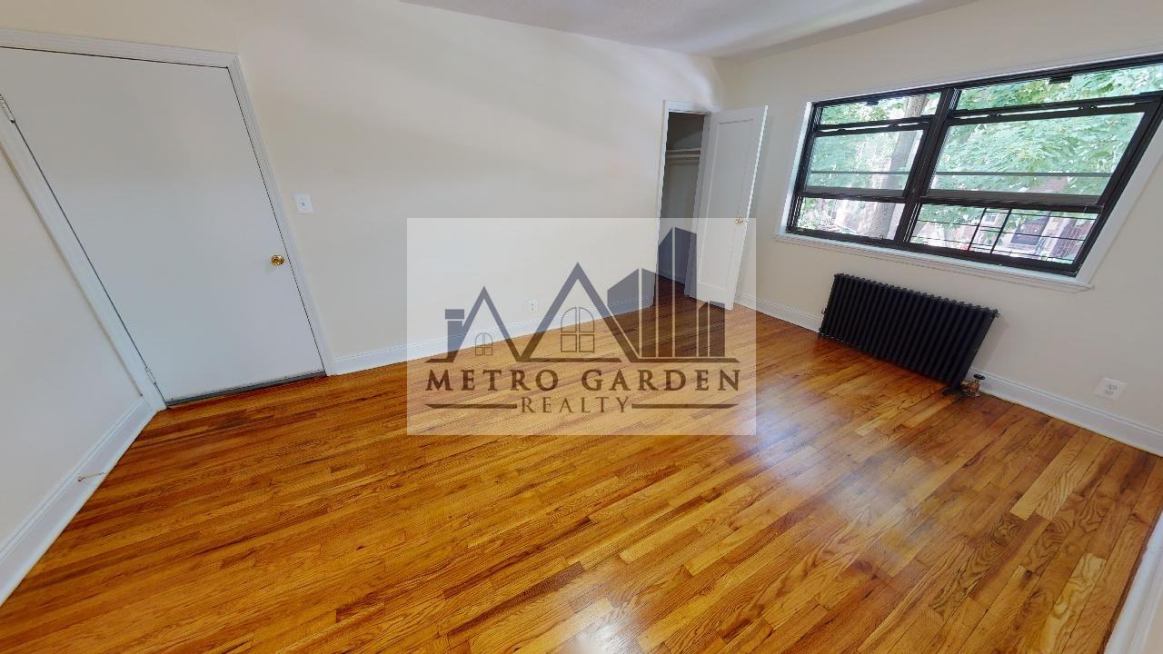 89-31 Rutledge Avenue #2 - Photo 5 of 28