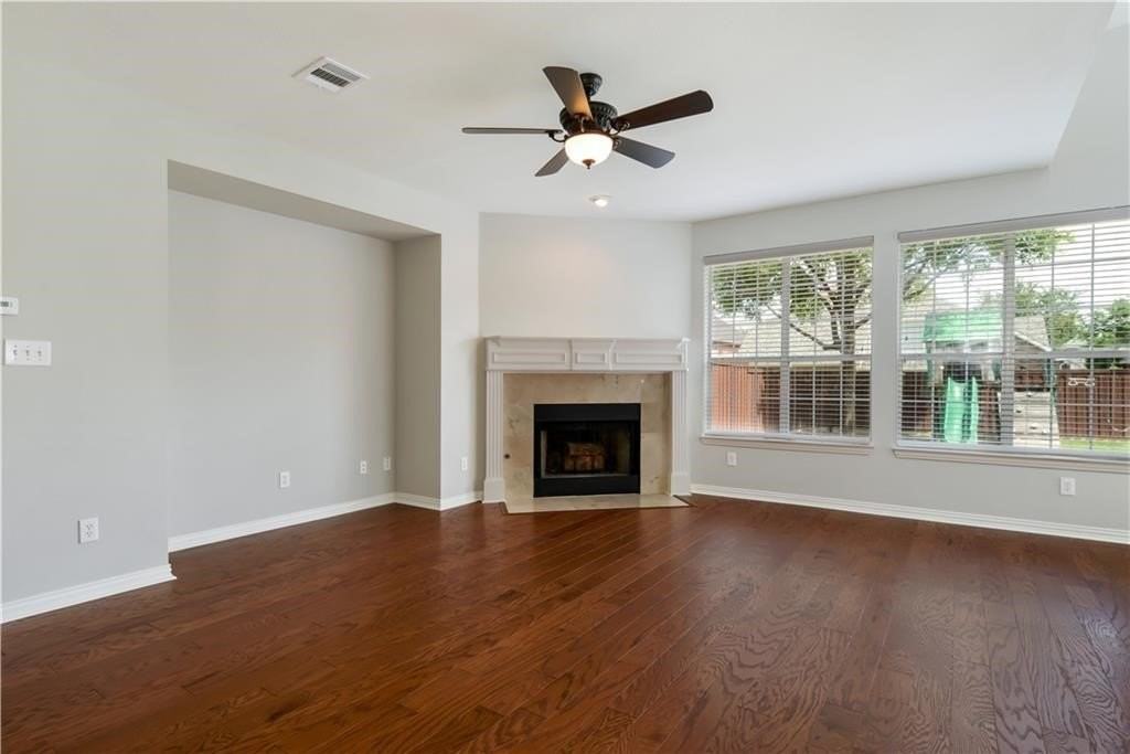 4421 Maize Dr - Photo 4 of 13