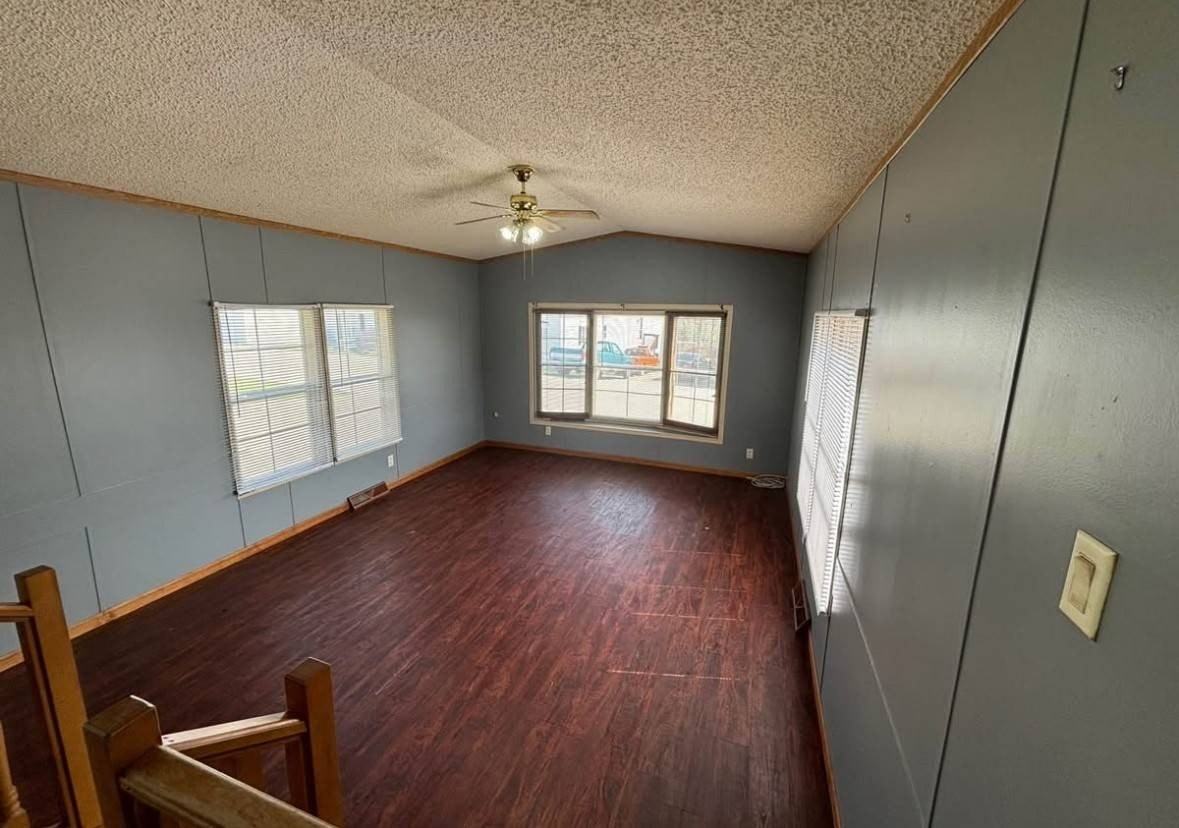 1624 W Summit St #134 - Photo 2 of 7