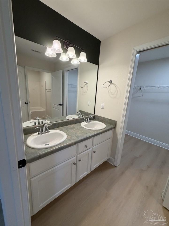 6130 Ashton Woods Cir #1 - Photo 5 of 10