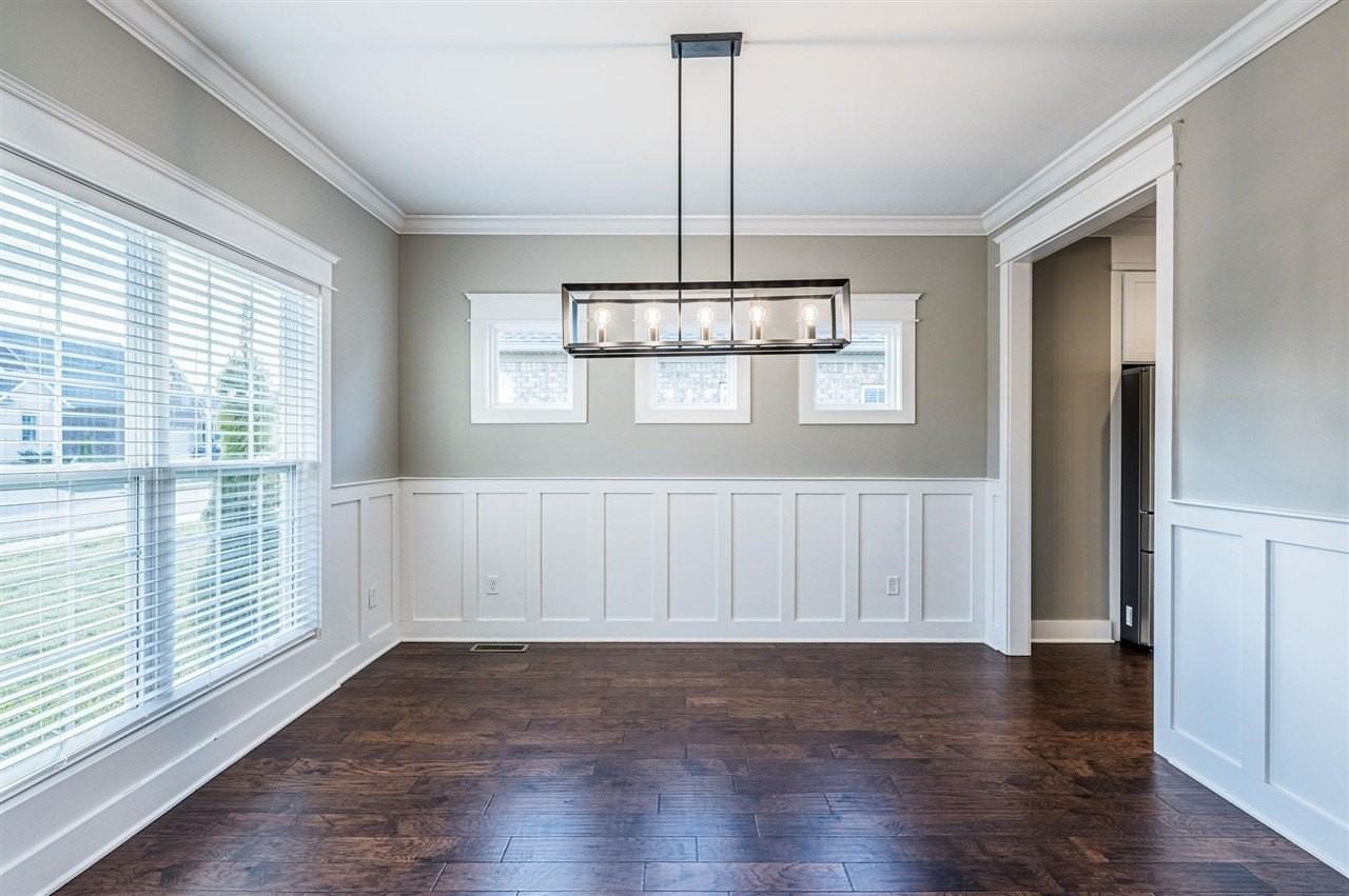 456 Adalynn Cir - Photo 3 of 33