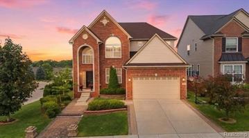 featured image of 4810 E Stonegate Cir