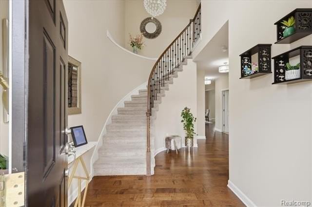 4810 E Stonegate Cir - Photo 5 of 50