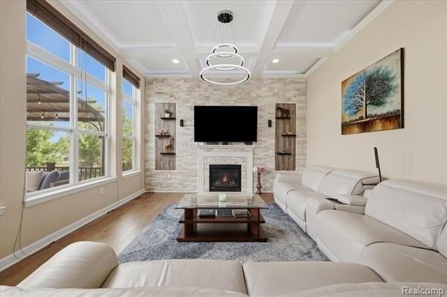 4810 E Stonegate Cir - Photo 7 of 50