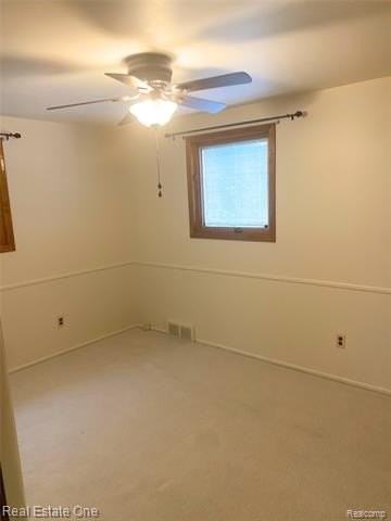 14147 Barbara St - Photo 7 of 12
