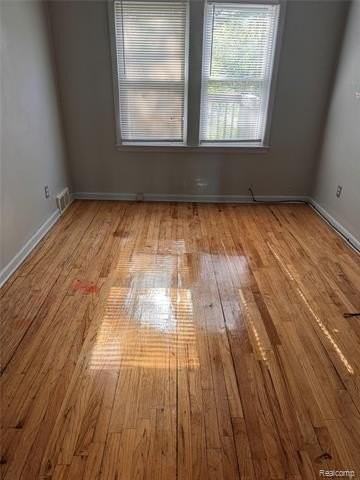 15791 Cherrylawn St - Photo 6 of 12
