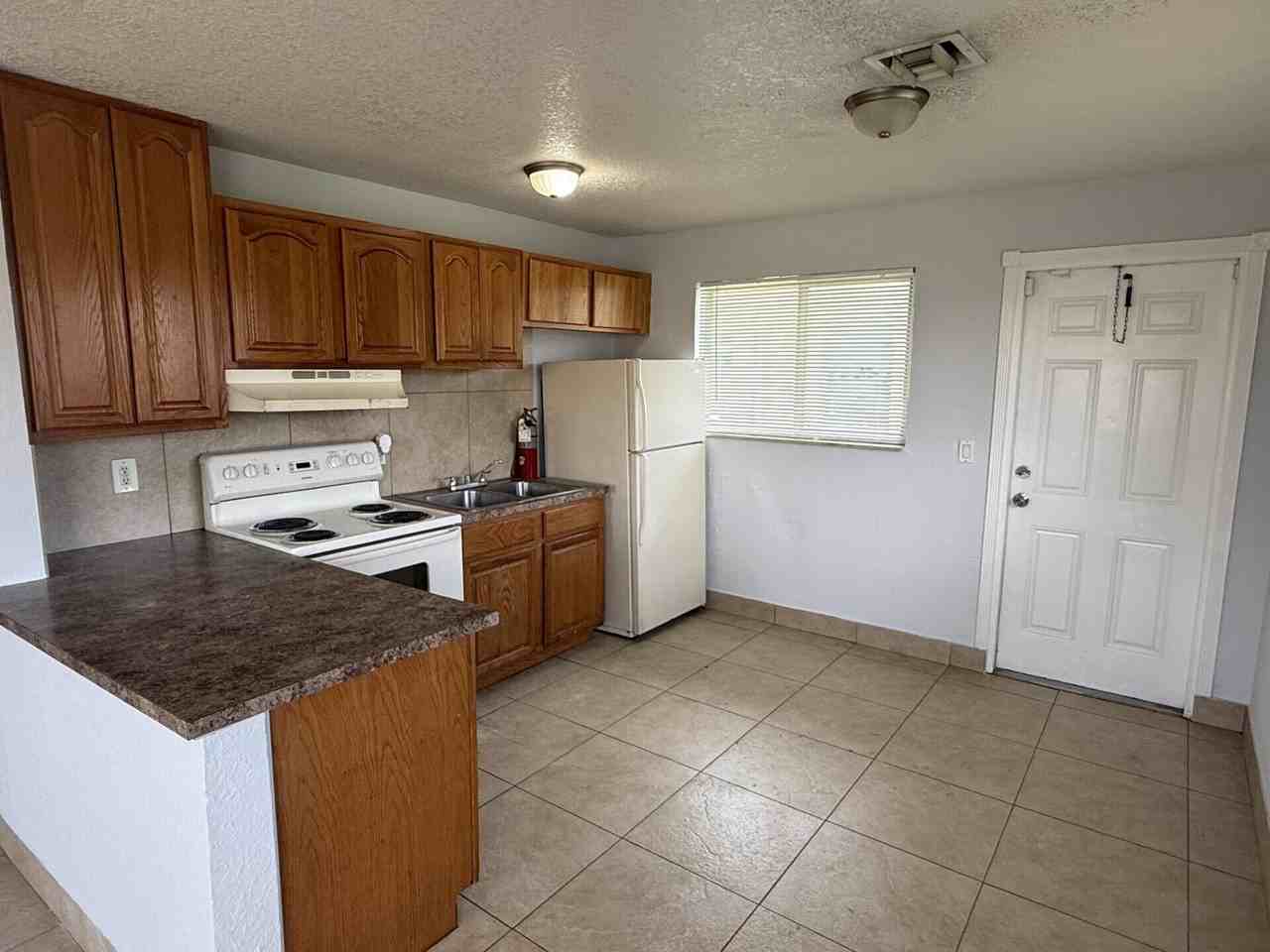 2820 Avenue S #8 - Photo 3 of 8