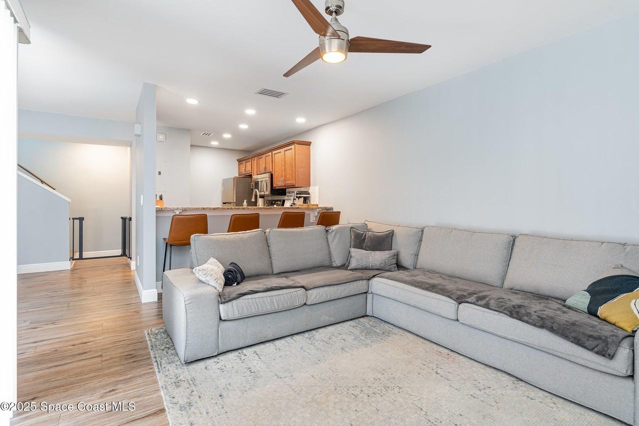 1460 Sheafe Ave Ne #111 - Photo 5 of 31