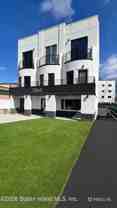 3865 Amboy Rd #4D - Photo 1 of 1